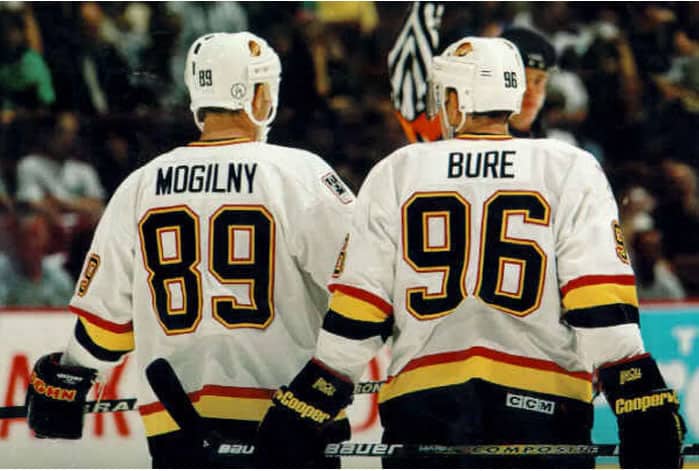 Mogilny not headed to the Hockey Hall of Fame this year