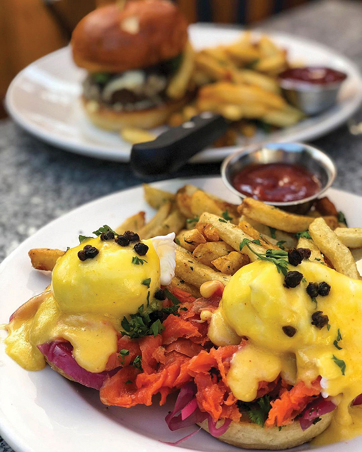 Brunch on 3rd's eggs benny