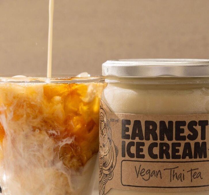 A jar of vegan ice cream and cool iced drink. 