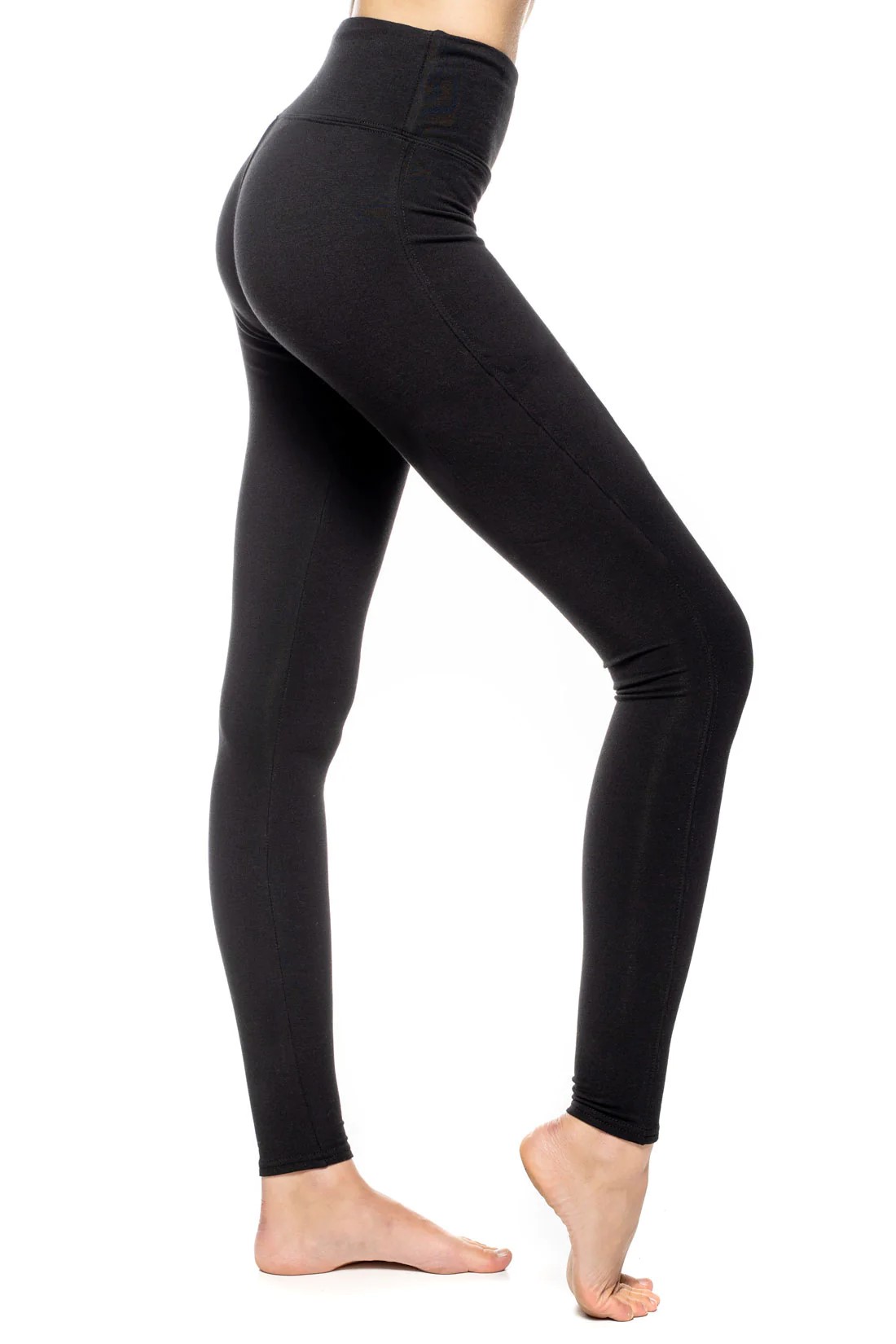 8 Black Leggings to Kickstart Your New Year's Resolutions - Vancouver  Magazine