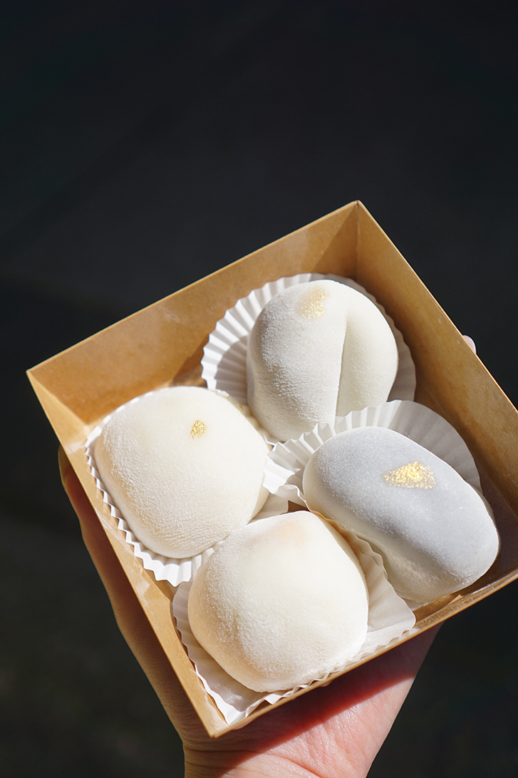 Box of mochi from Car’s Dessert