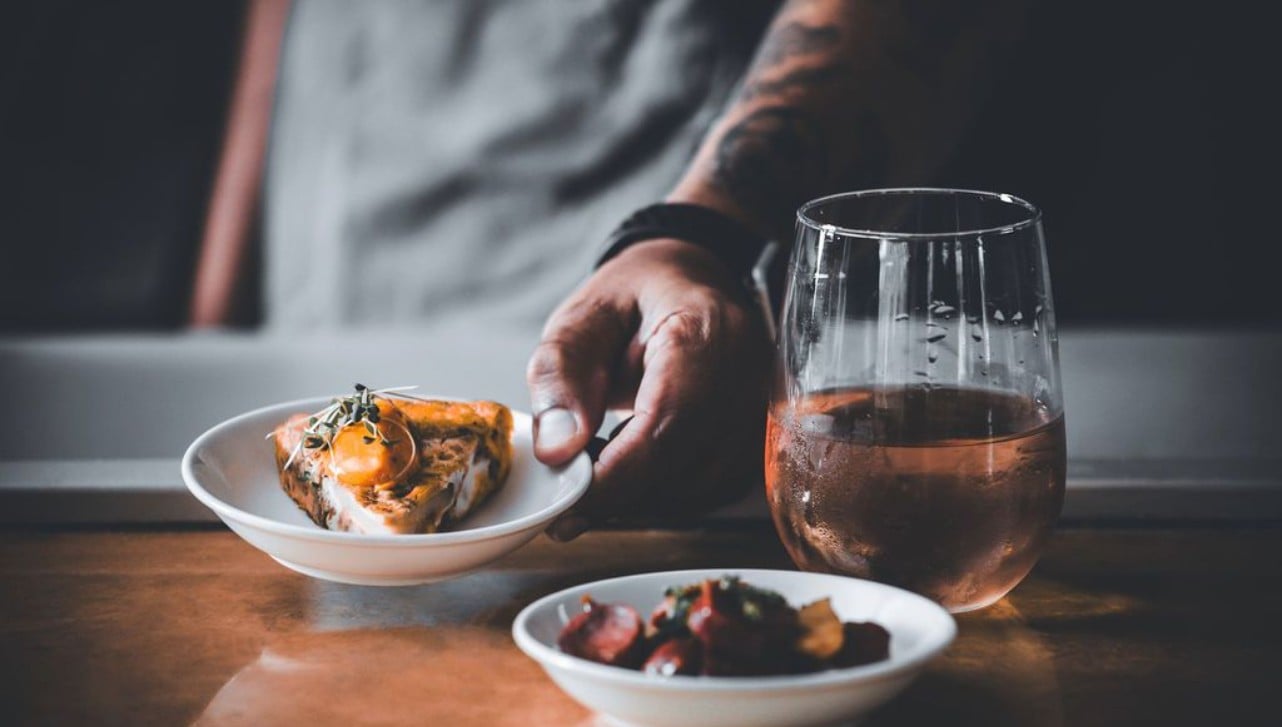 Smitty's Oyster House Celebrates Summer with Tapas Thursdays