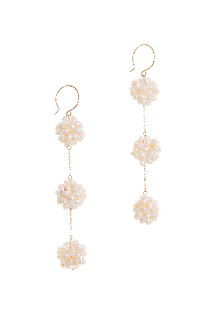 Tempête’s stunning Trois Pearl Flower earrings